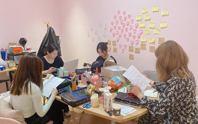 城市女人创业做什么，女生小城市创业项目