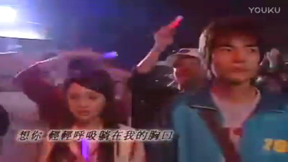 电视剧恶魔在身边(我的淘气王子)阿猛演唱会唱的这首歌叫什么名字啊...