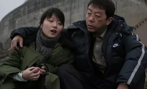 当你深陷困境时不妨看看《疯狂的石头》，总有那么一刻与你共鸣？