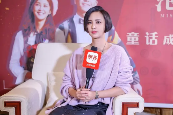 《泡芙小姐》群星助阵，票房却不到两千万，张歆艺的导演处女作为何扑街了？
