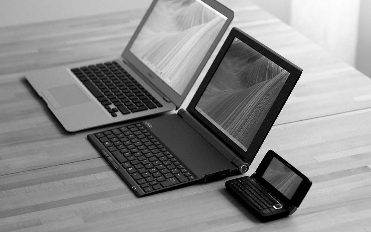 女生日常生活中都会用到哪些电子产品? 女生日常生活中都会用到哪些电子产品?