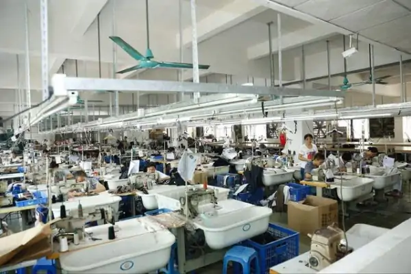 手上有70万资金，想开个小型加工厂，年收入15万至20万，做什么好？