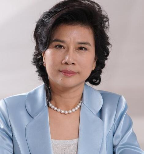 董明珠不赞成年轻人找工作把钱放在第一,那兴趣、收入、前景哪个该居首位...